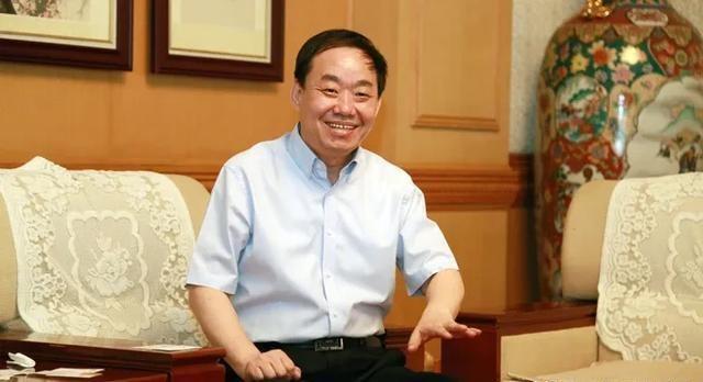 2O24新奥正版资料免费提供,探索未来之门，2024新奥正版资料的免费共享时代